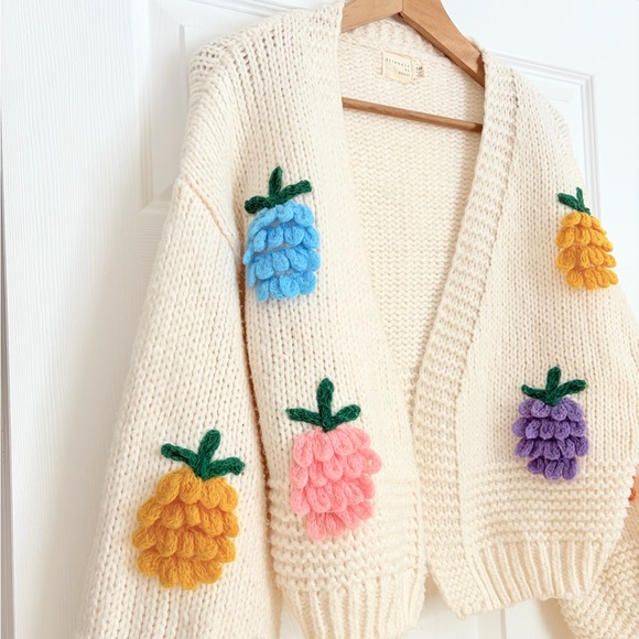 Dreamers Knit Cardigan Size S/M - Picture 3 of 6